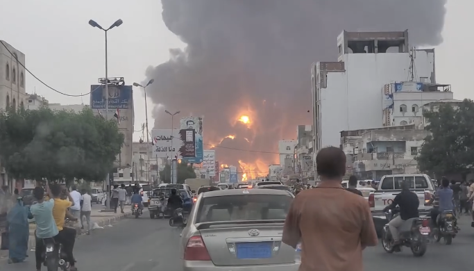 إسرائيل تشن هجوما في اليمن يستهدف منشآت تكرير النفط