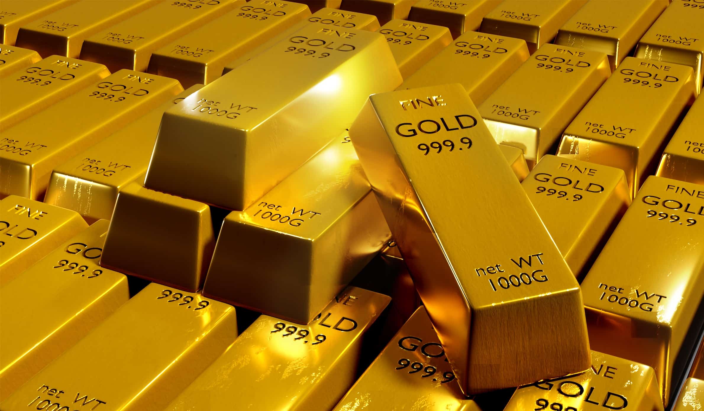 أسعار الذهب ترتفع مع تراجع الدولار بسبب انسحاب بايدن