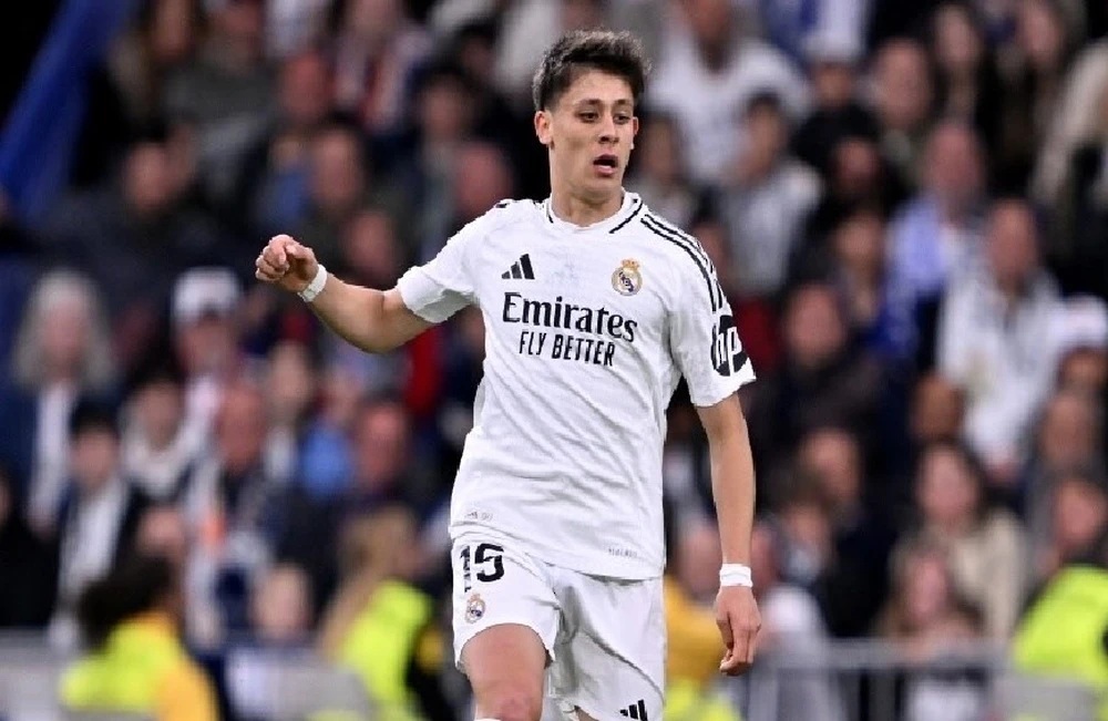 ريال مدريد يحسم مصير أردا غولر ويجدد عقده حتى 2031