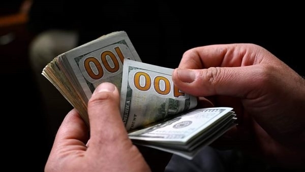 أسعار صرف الدولار في الأسواق العراقية ليوم الأربعاء