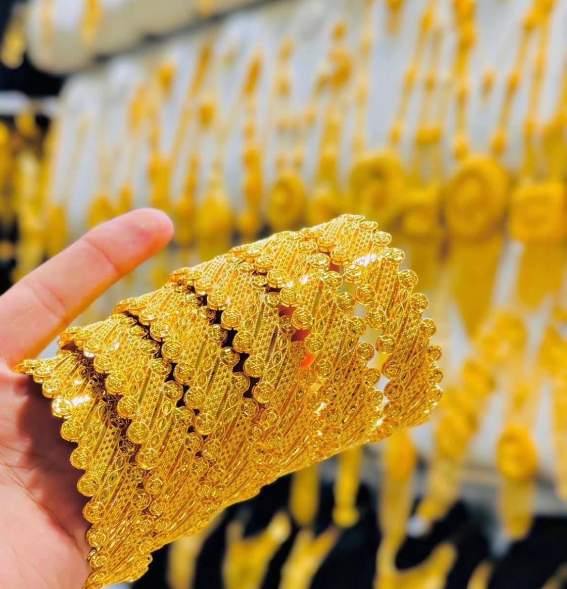 أسعار الذهب العراقي والأجنبي ليوم الاثنين