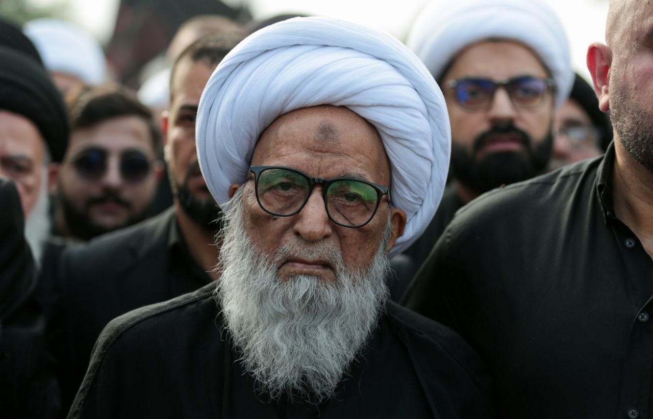 المرجع النجفي بخير.. بيان من مكتبه يوضح حالته الصحية