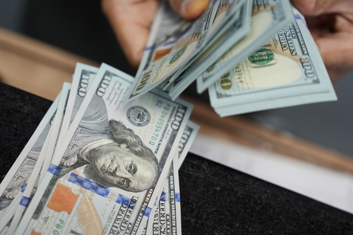 أسعار صرف الدولار في الأسواق العراقية ليوم السبت