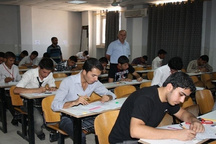 التربية تعلن جدول الامتحانات المهنية للدور الثالث - الجدول